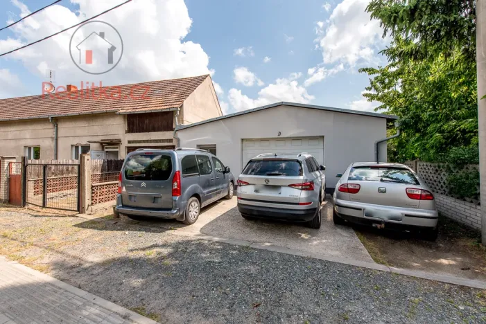 Pronájem rodinného domu, Kly - Krauzovna, 300 m2