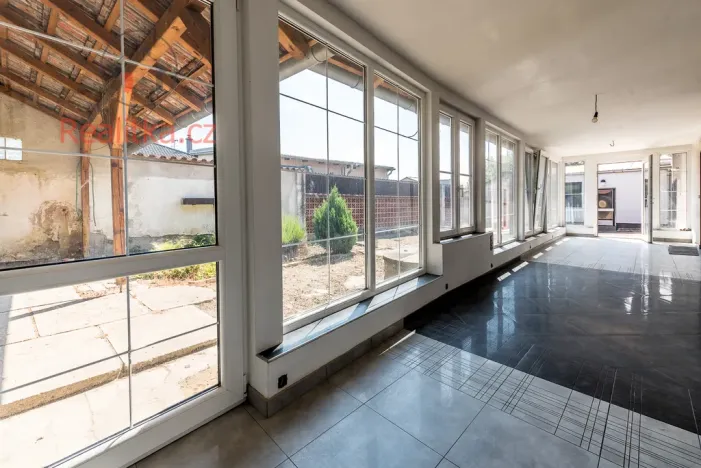 Pronájem rodinného domu, Kly - Krauzovna, 300 m2