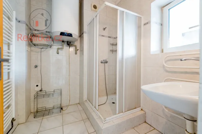 Pronájem rodinného domu, Kly - Krauzovna, 300 m2