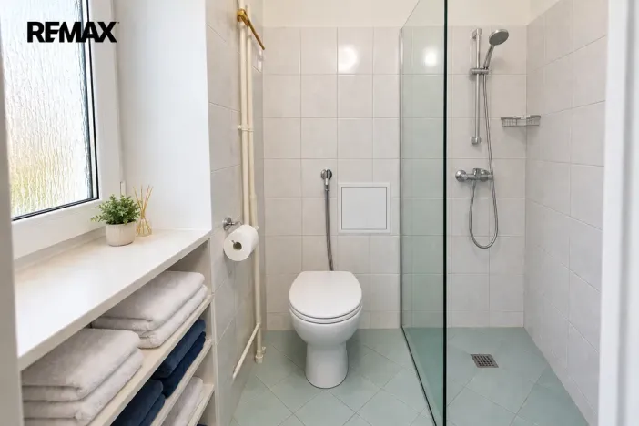 Prodej bytu 3+1, Ostrov, Luční, 78 m2
