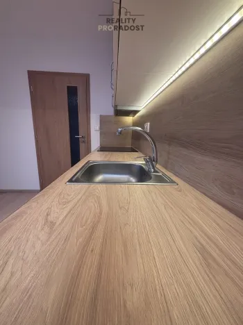 Pronájem bytu 3+1, Jistebník, 96 m2