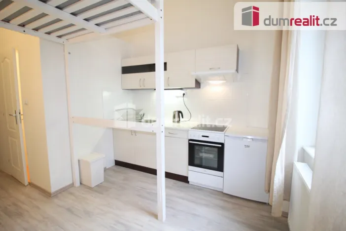 Pronájem bytu 1+kk, Praha - Smíchov, Ke Koulce, 20 m2