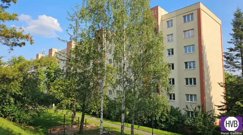 Prodej bytu 2+1, Praha, Kamerunská, 53 m2