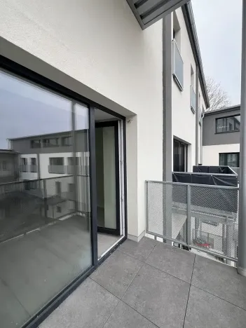 Pronájem bytu 1+kk, Lomnice, Dlouhá, 32 m2