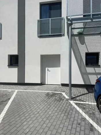 Pronájem bytu 1+kk, Lomnice, Dlouhá, 32 m2