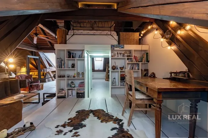 Prodej atypického bytu, Mikulov, Komenského, 164 m2