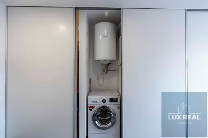 Prodej atypického bytu, Mikulov, Komenského, 164 m2