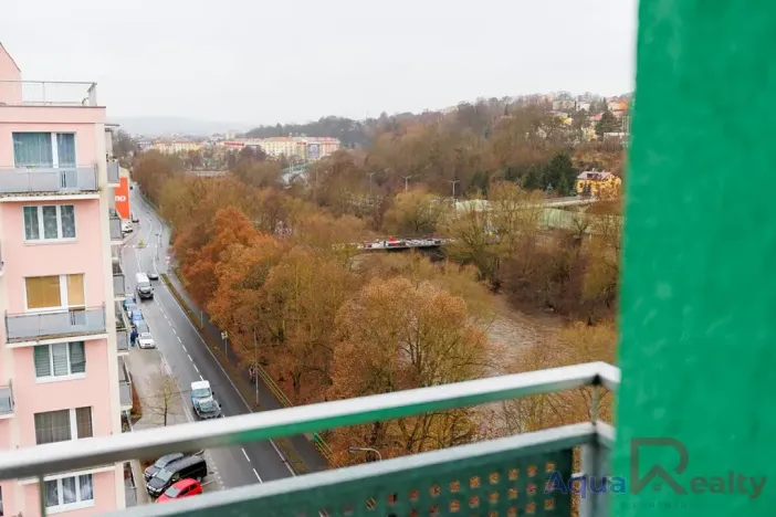 Prodej bytu 3+1, Karlovy Vary, Vítězná, 74 m2