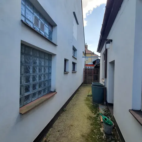 Prodej obchodního prostoru, Strážnice, 350 m2