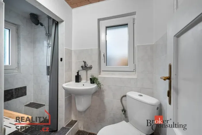 Prodej rodinného domu, Liberec - Liberec XXX-Vratislavice nad Nisou, Zvonková, 225 m2