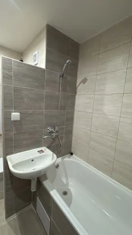 Pronájem bytu 3+1, Děčín - Děčín VI-Letná, U Tvrze, 72 m2