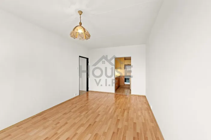 Prodej bytu 2+kk, Praha - Modřany, Krouzova, 45 m2