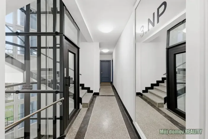 Prodej bytu 2+kk, Praha - Žižkov, Jeseniova, 66 m2