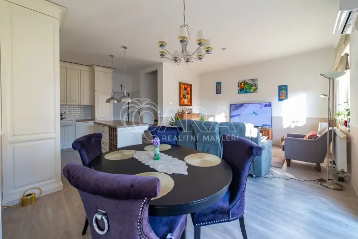 Pronájem rodinného domu, Stehelčeves, V. Poláka, 128 m2