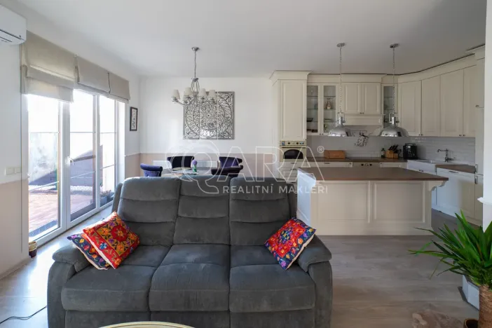 Pronájem rodinného domu, Stehelčeves, V. Poláka, 128 m2