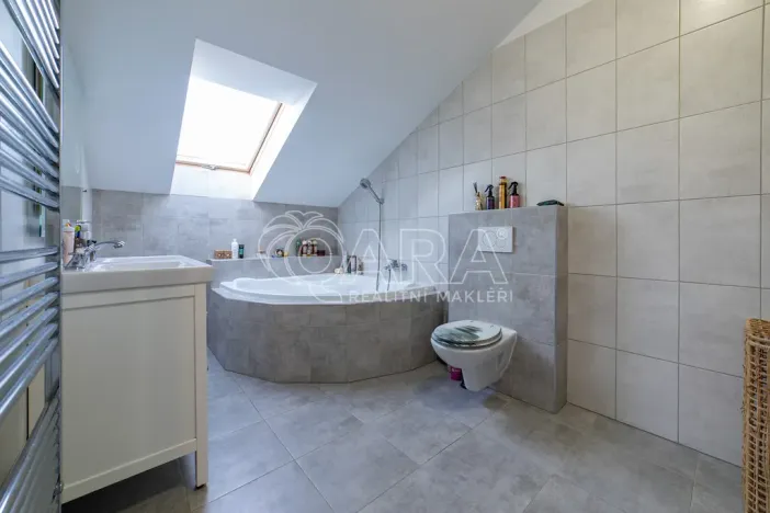 Pronájem rodinného domu, Stehelčeves, V. Poláka, 128 m2