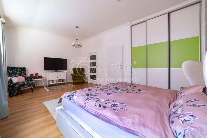 Pronájem rodinného domu, Stehelčeves, V. Poláka, 128 m2