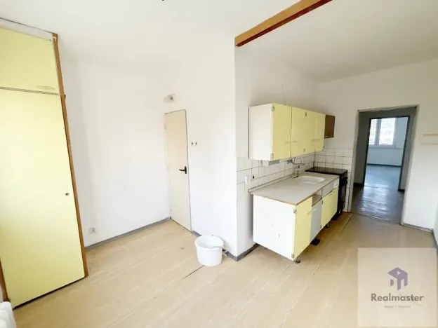 Prodej bytu 3+1, Ústí nad Labem - Krásné Březno, U Pivovarské zahrady, 82 m2