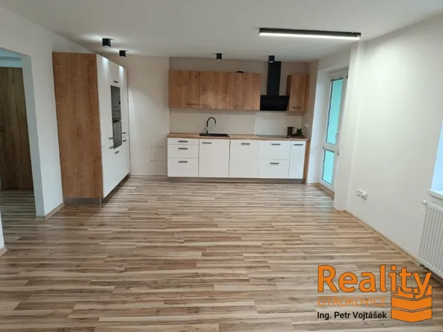 Prodej bytu 2+kk, Otrokovice, Bezručova, 51 m2