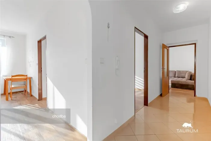 Prodej bytu 2+1, Tlučná, Na Čampuli, 65 m2