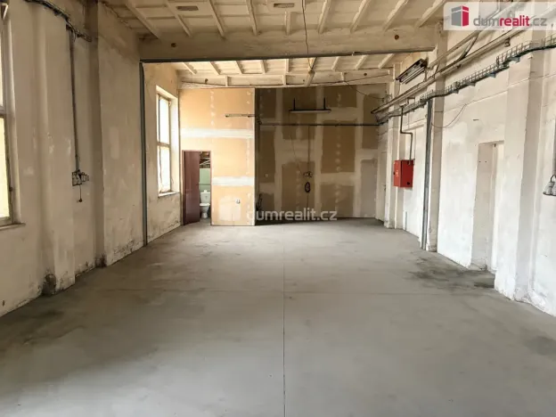Pronájem skladu, Podivín, Husova, 130 m2