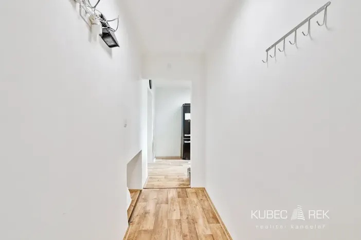 Prodej bytu 2+1, Tábor, Husinecká, 64 m2