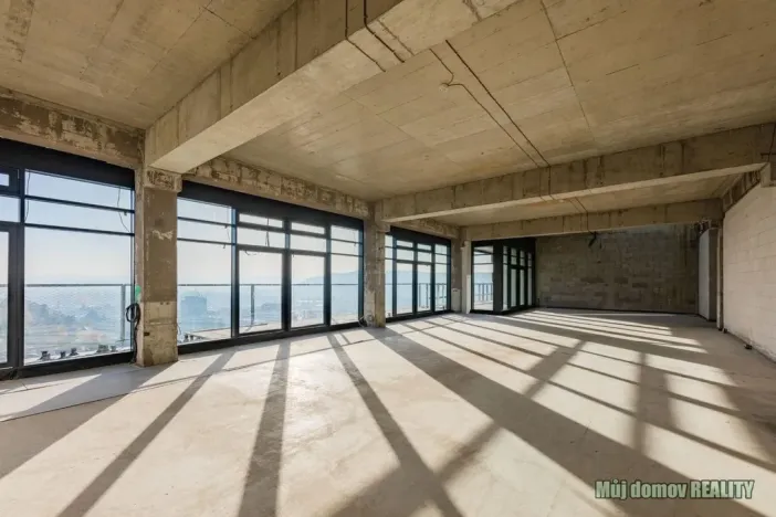 Prodej bytu 4+kk, Praha - Modřany, Československého exilu, 187 m2