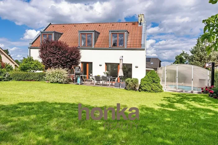 Pronájem rodinného domu, Kosoř, K Lomu, 263 m2