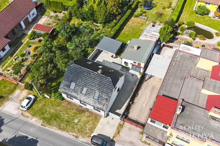 Prodej rodinného domu, Nechanice, 180 m2