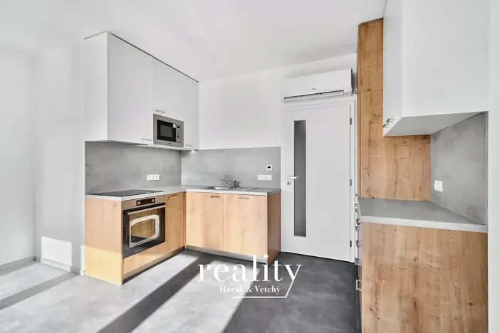 Pronájem bytu 1+kk, Znojmo, Višňová, 36 m2