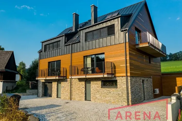 Prodej chalupy, Staré Město, 300 m2