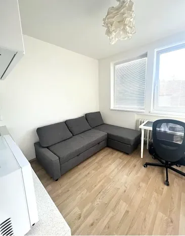 Pronájem bytu 1+kk, Praha - Jinonice, Peroutkova, 18 m2