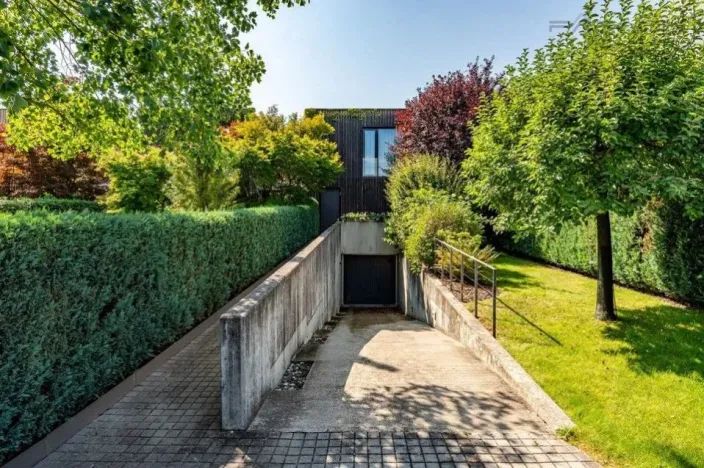 Prodej rodinného domu, Praha - Vokovice, Suttnerové, 268 m2