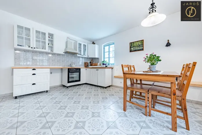 Prodej chalupy, Žlutice, 187 m2