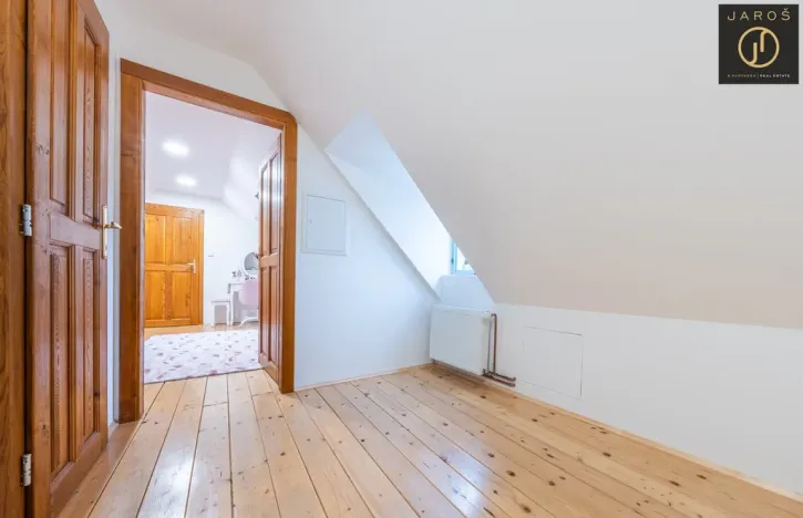 Prodej chalupy, Žlutice, 187 m2