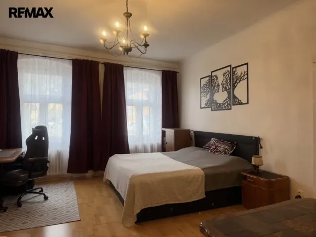 Prodej bytu 4+1, Karlovy Vary, Vyšehradská, 103 m2