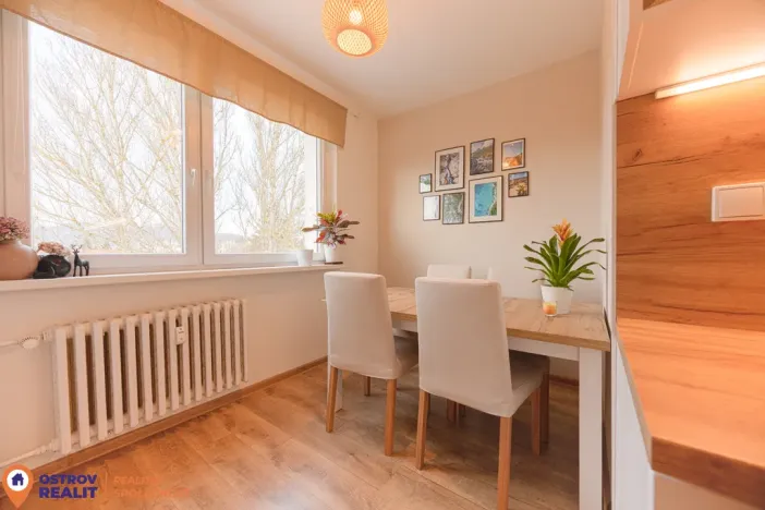 Prodej bytu 2+1, Šumperk, Fibichova, 56 m2