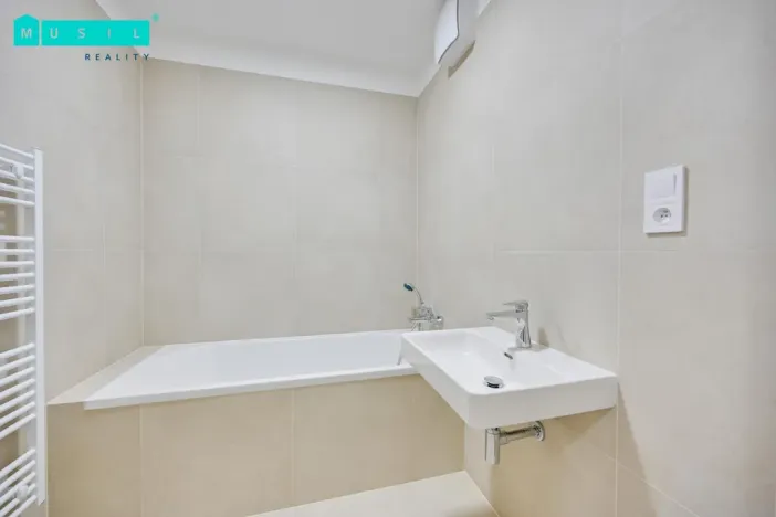 Pronájem bytu 2+kk, Olomouc - Slavonín, Jižní, 65 m2