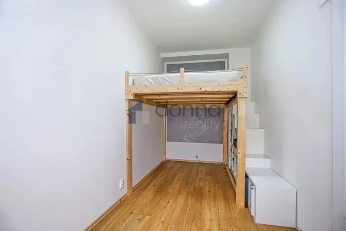 Pronájem bytu 2+kk, Praha, U staré plynárny, 43 m2