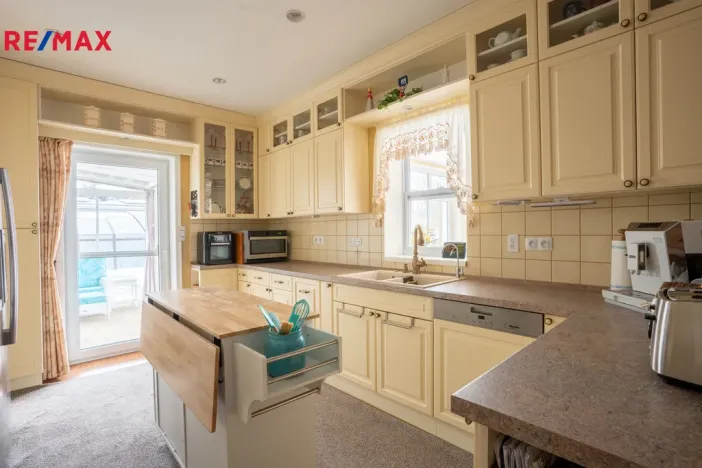 Prodej rodinného domu, Tochovice, 597 m2