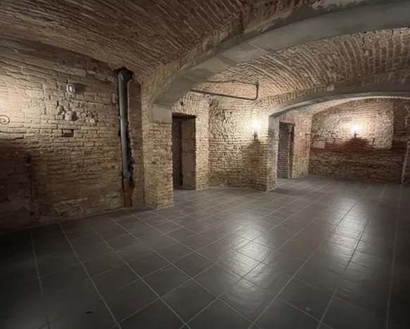 Pronájem obchodního prostoru, Praha - Libeň, Na Dědince, 158 m2