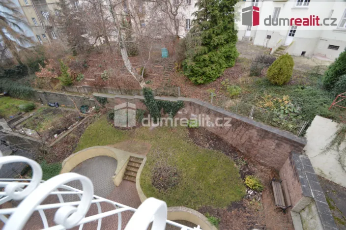 Pronájem bytu 2+1, Praha - Smíchov, U Nikolajky, 68 m2