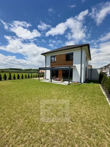 Pronájem rodinného domu, Zlonín, Borová, 198 m2