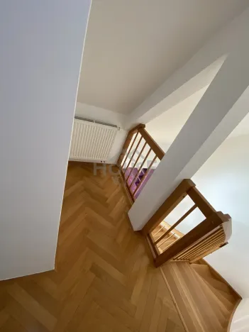 Pronájem bytu 2+kk, Praha - Holešovice, Ovenecká, 70 m2