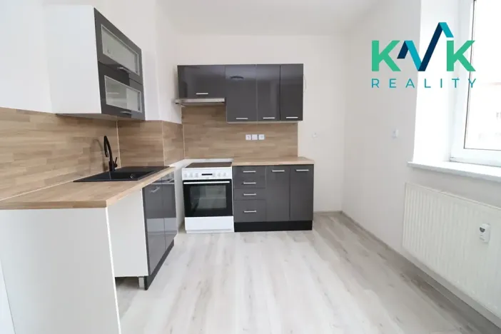 Pronájem bytu 1+1, Sokolov, Nádražní, 40 m2