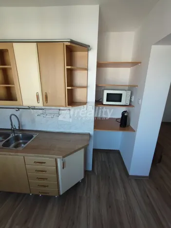 Pronájem bytu 3+1, Náměšť nad Oslavou, B. Němcové, 60 m2