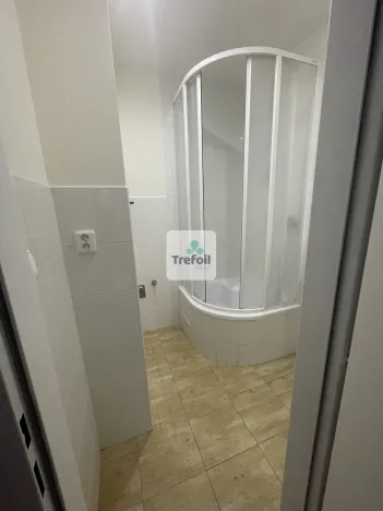 Pronájem bytu 2+kk, Mělník, náměstí Míru, 46 m2