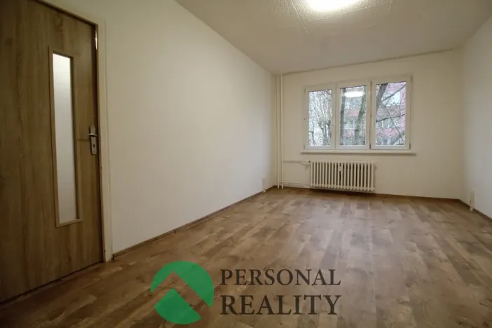 Pronájem bytu 2+1, Ostrov, Kollárova, 56 m2