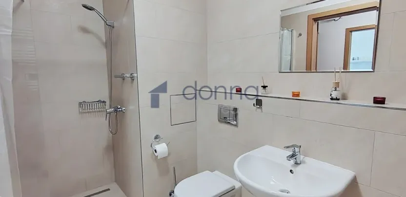 Pronájem bytu 2+kk, Praha, Hlučkova, 46 m2