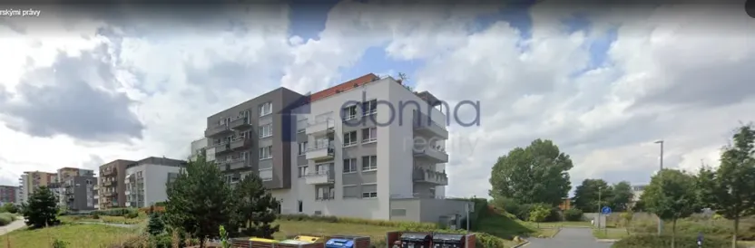 Pronájem bytu 2+kk, Praha, Hlučkova, 46 m2